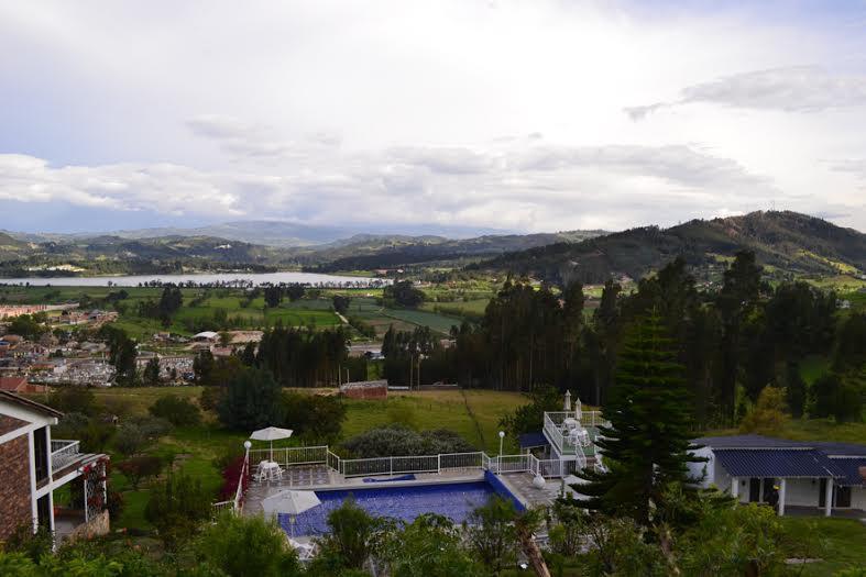Miravalle Suites Paipa Bagian luar foto